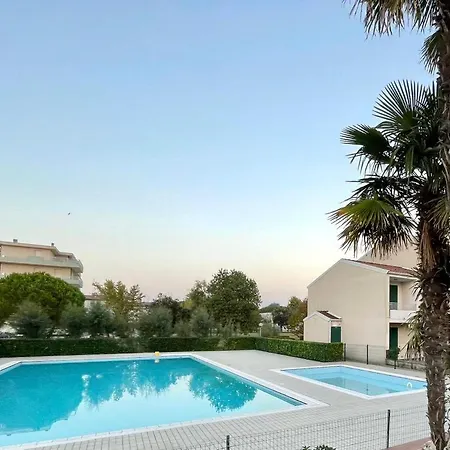 Apartment Caorle De Lux Swimming Pool, Parking, Garden Exterior foto