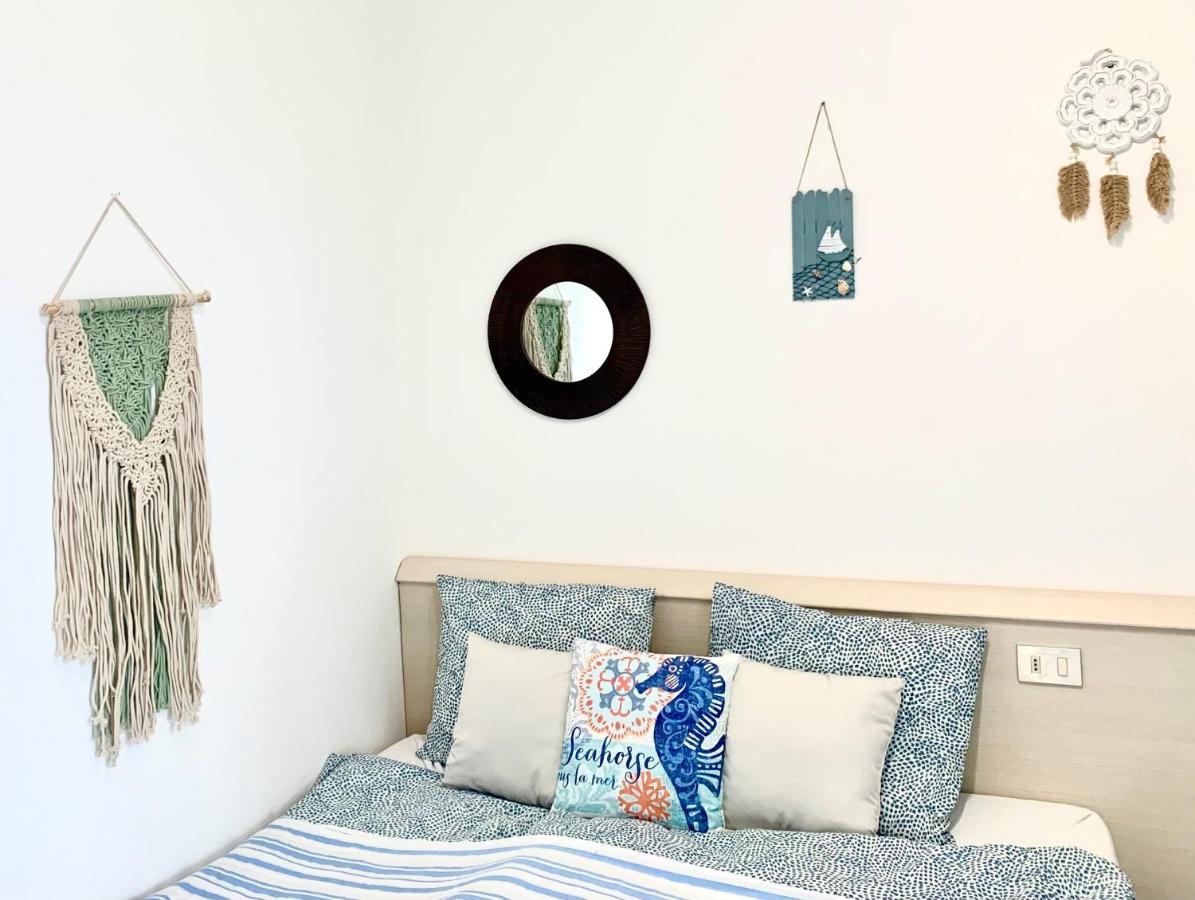 Apartment De Lux Swimming Pool, Parking, Garden *