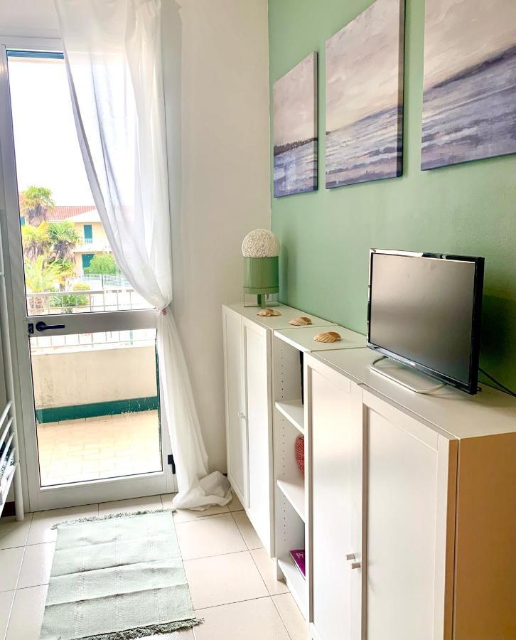 De Lux Swimming Pool, Parking, Garden Caorle