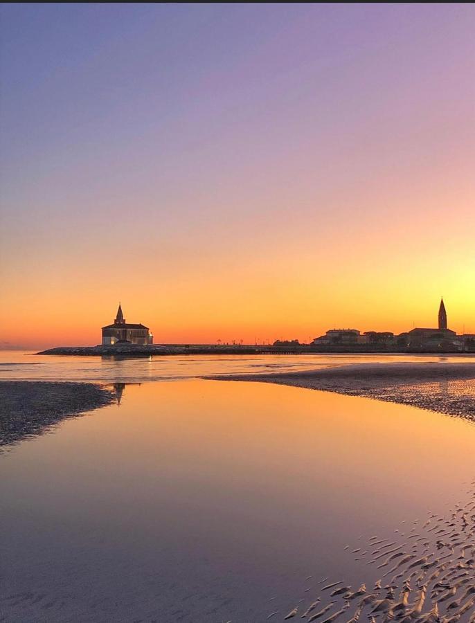 De Lux Swimming Pool, Parking, Garden Apartment Caorle