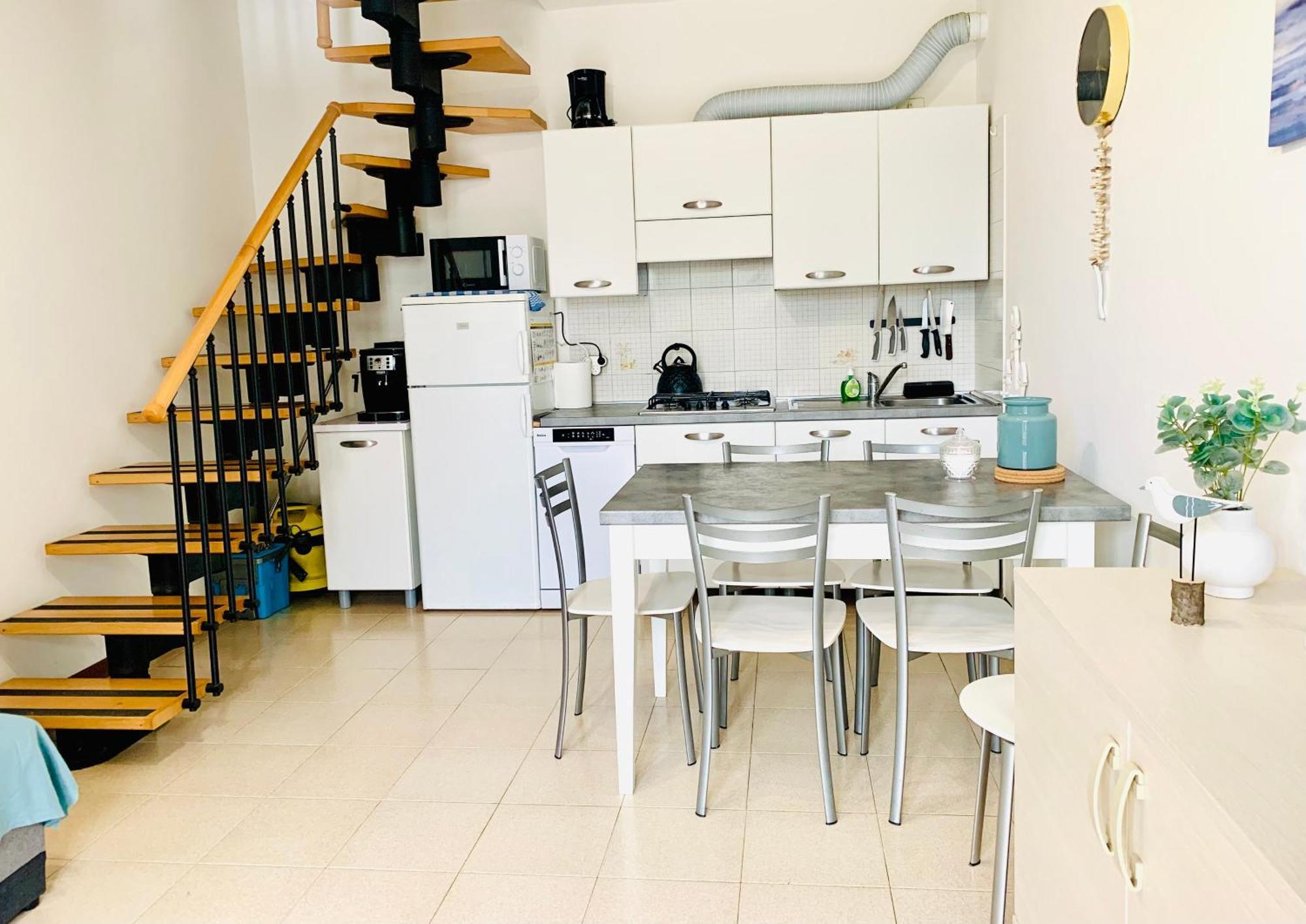 Apartment De Lux Swimming Pool, Parking, Garden